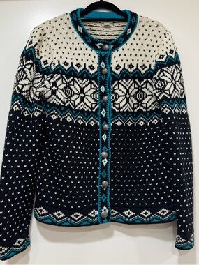 LL Bean Cardigan Sweater Fair Isle Nordic Women’s Small Snowflake Metal Buttons
